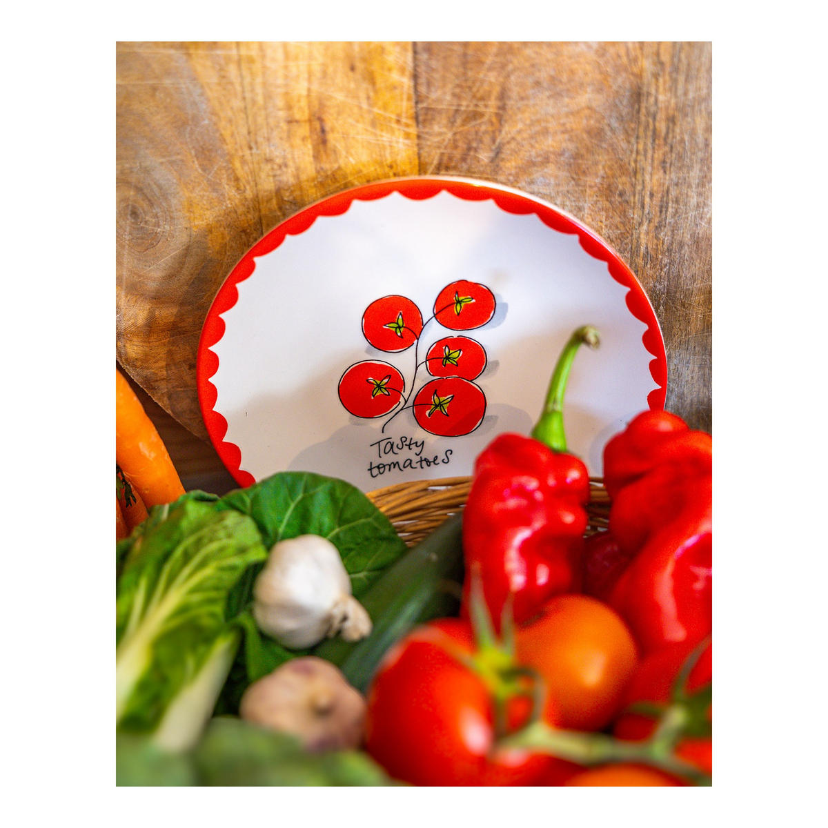 FRÜHSTÜCKSTELLER Leckere Tomaten in Rot - 22cm - Rot, Keramik (21.8/21.8/2.5cm) - Blond Amsterdam