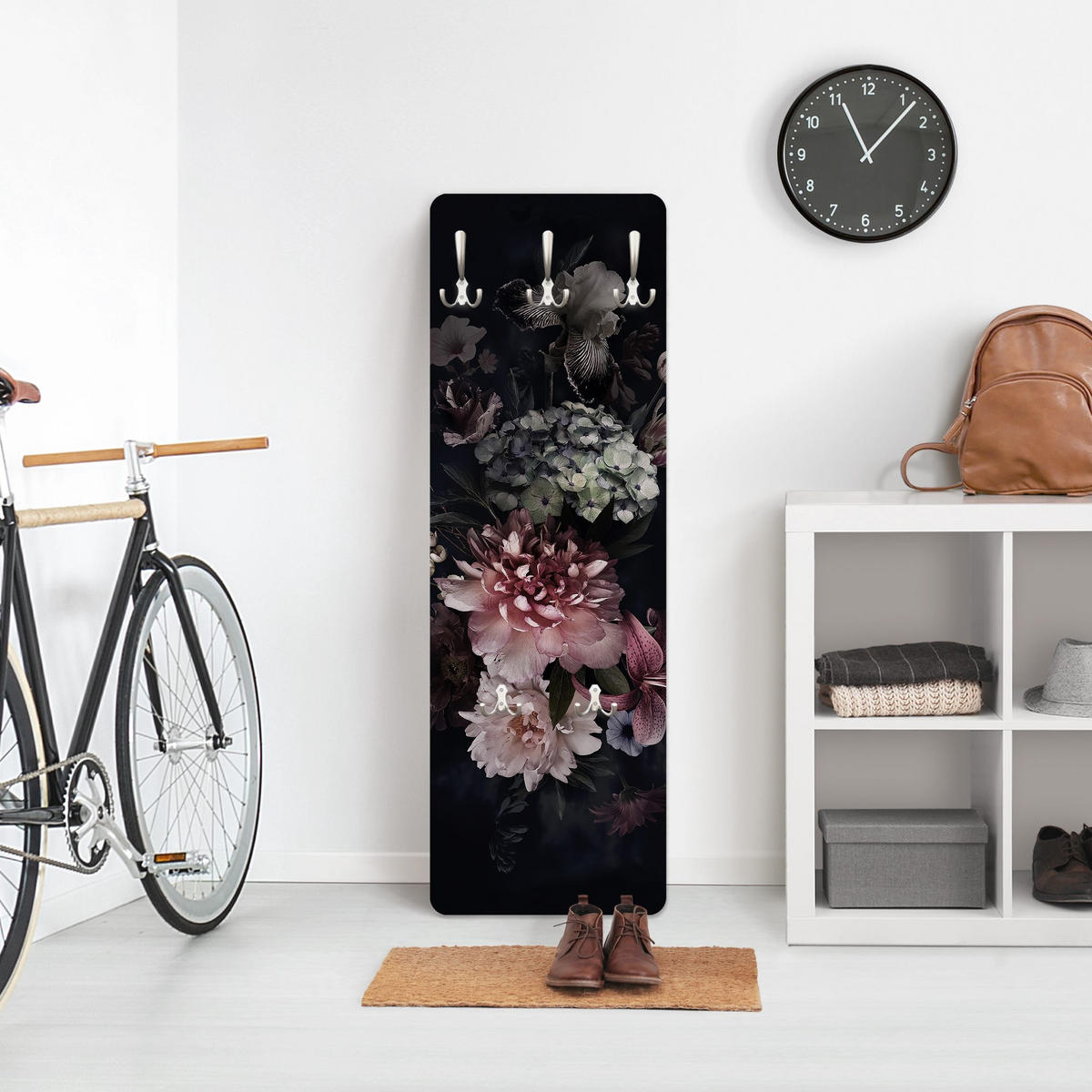 WANDGARDEROBE - Blumen mit Nebel auf Schwarz 34/105 cm - Schwarz, Holzwerkstoff (34/105/1.6cm) - Bilderwelten
