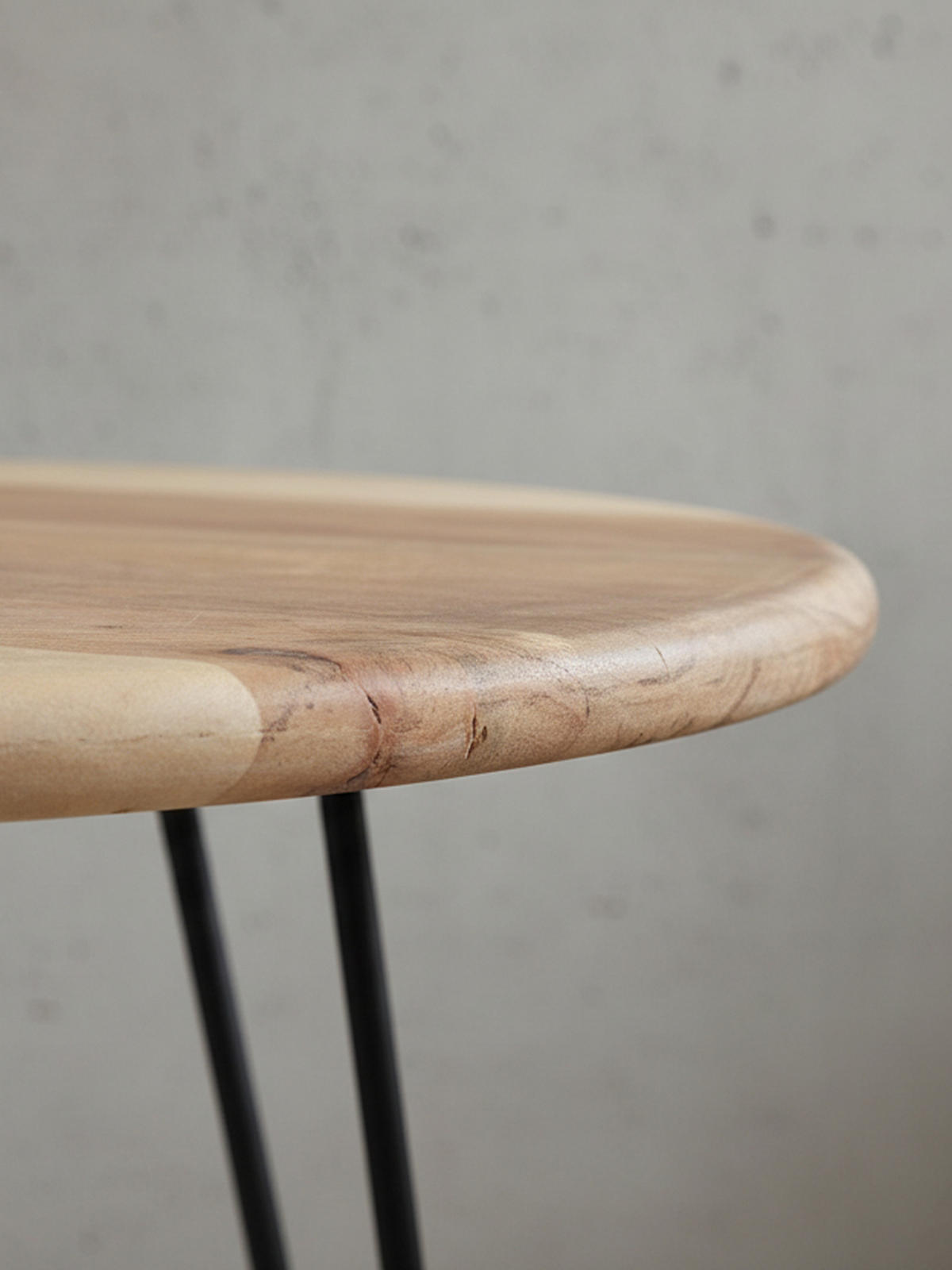 COUCHTISCH Akazienholz mit Haarnadelgestell, Modernes Design, Große Ablagefläche - Beige/Schwarz, Holz/Metall (60/60/39cm) - KADIMA DESIGN