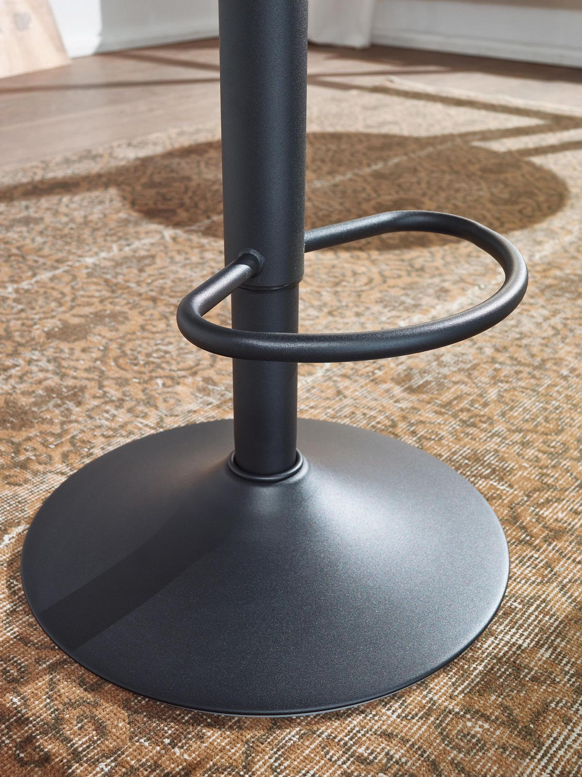 BARHOCKER – Schwarz, höhenverstellbar, mit Fußablage, 40x58–79 cm - Schwarz, Metall (40/79/40cm) - KADIMA DESIGN