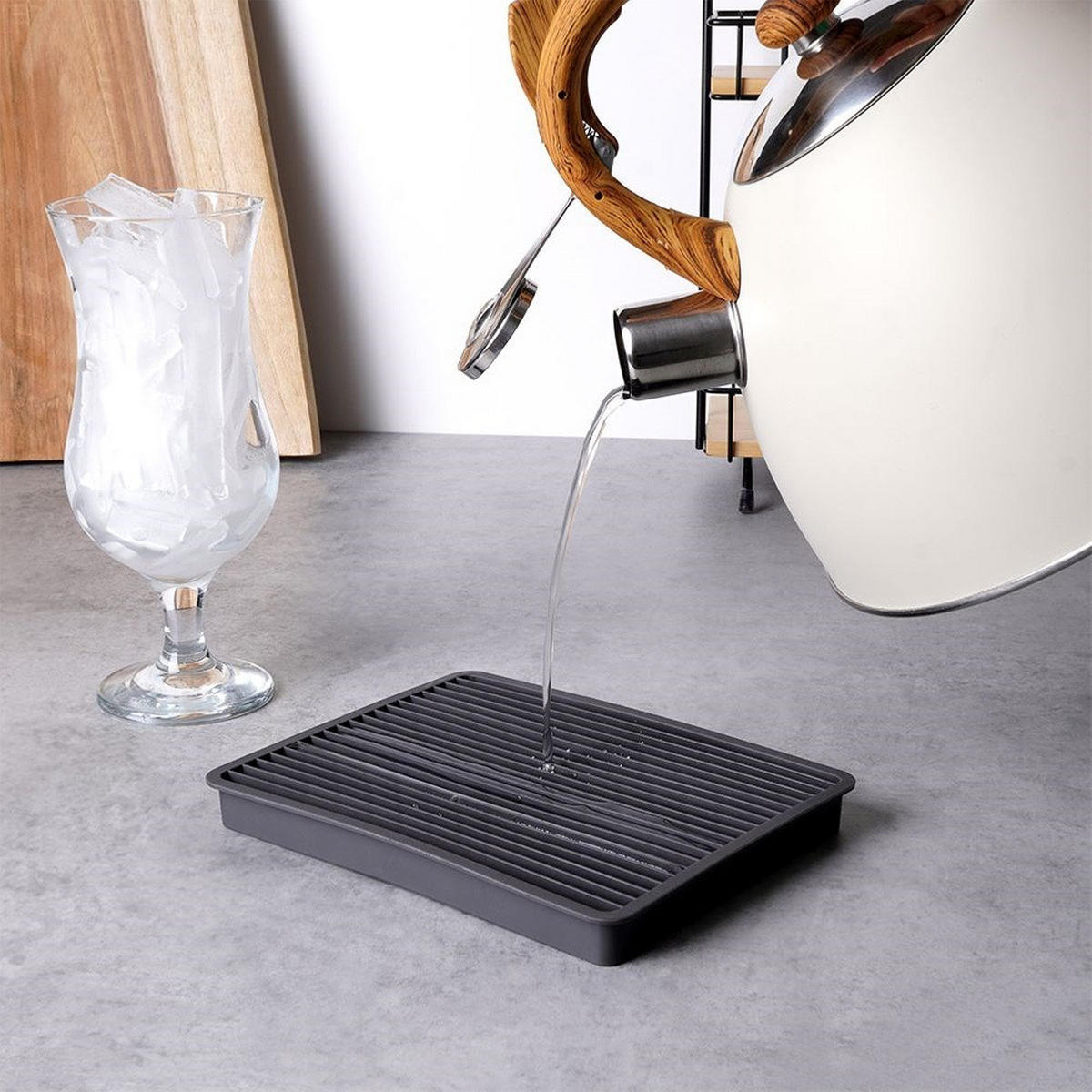 EISWÜRFELFORMER Eiscrasher 18/14/2 cm - Anthrazit, Kunststoff (14/2/18cm) - Excellent Houseware