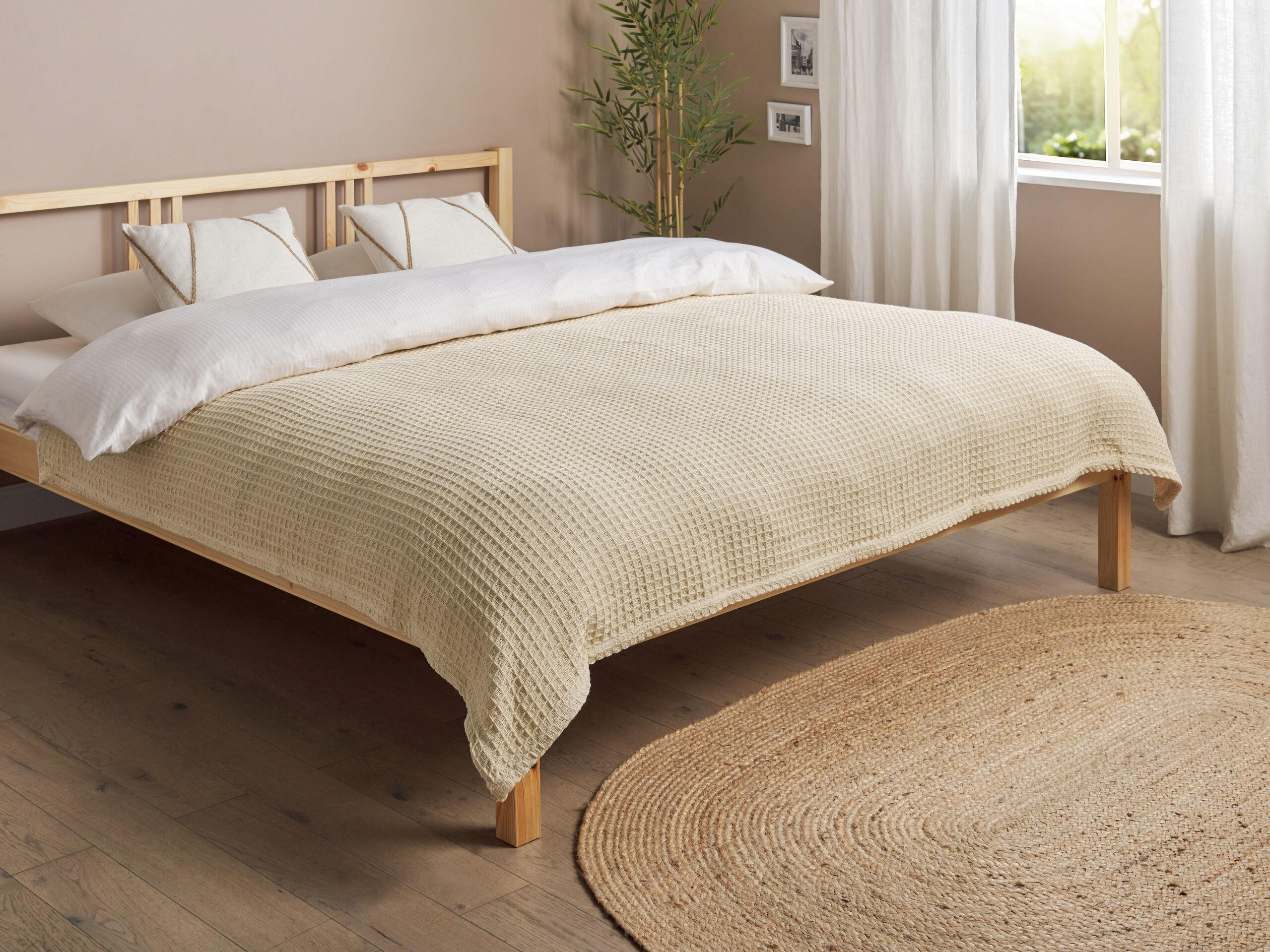 DECKE Beige 150 x 200 cm Chagyl - Beige, Textil (150/200cm) - Beliani