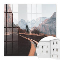 SCHLÜSSELBOX Weiß 30x30 cm – Türöffnung nach rechts - Straße in den Bergen - Braun, Metall (30/30/5cm) - TULUP