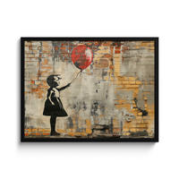 ZARÁMOVANÝ PLAGÁT Graffiti - Banksy - Dievča - Street art 80x60 cm - piesková, papier (80/60cm) - MuchoWow
