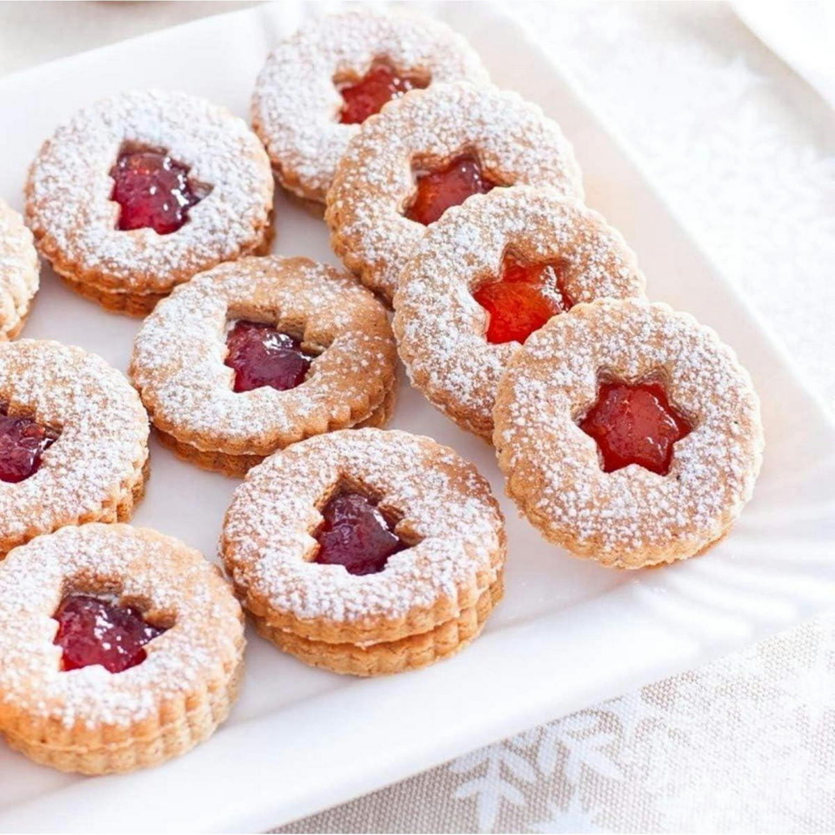 AUSSTECHER Set 9 Stück Linzer Plätzchen Edelstahl - Silberfarben, Metall (4.5/2/4.5cm)