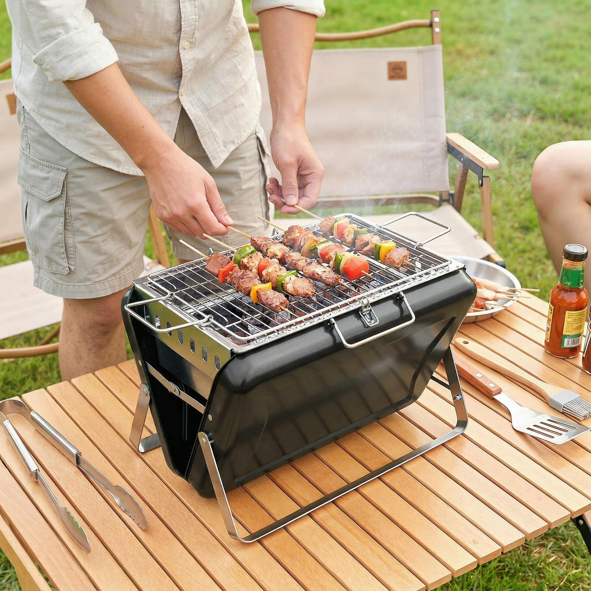 HOLZKOHLEGRILL Edelstahl Schwarz - Schwarz, Metall (28/25.5/40cm) - Outsunny