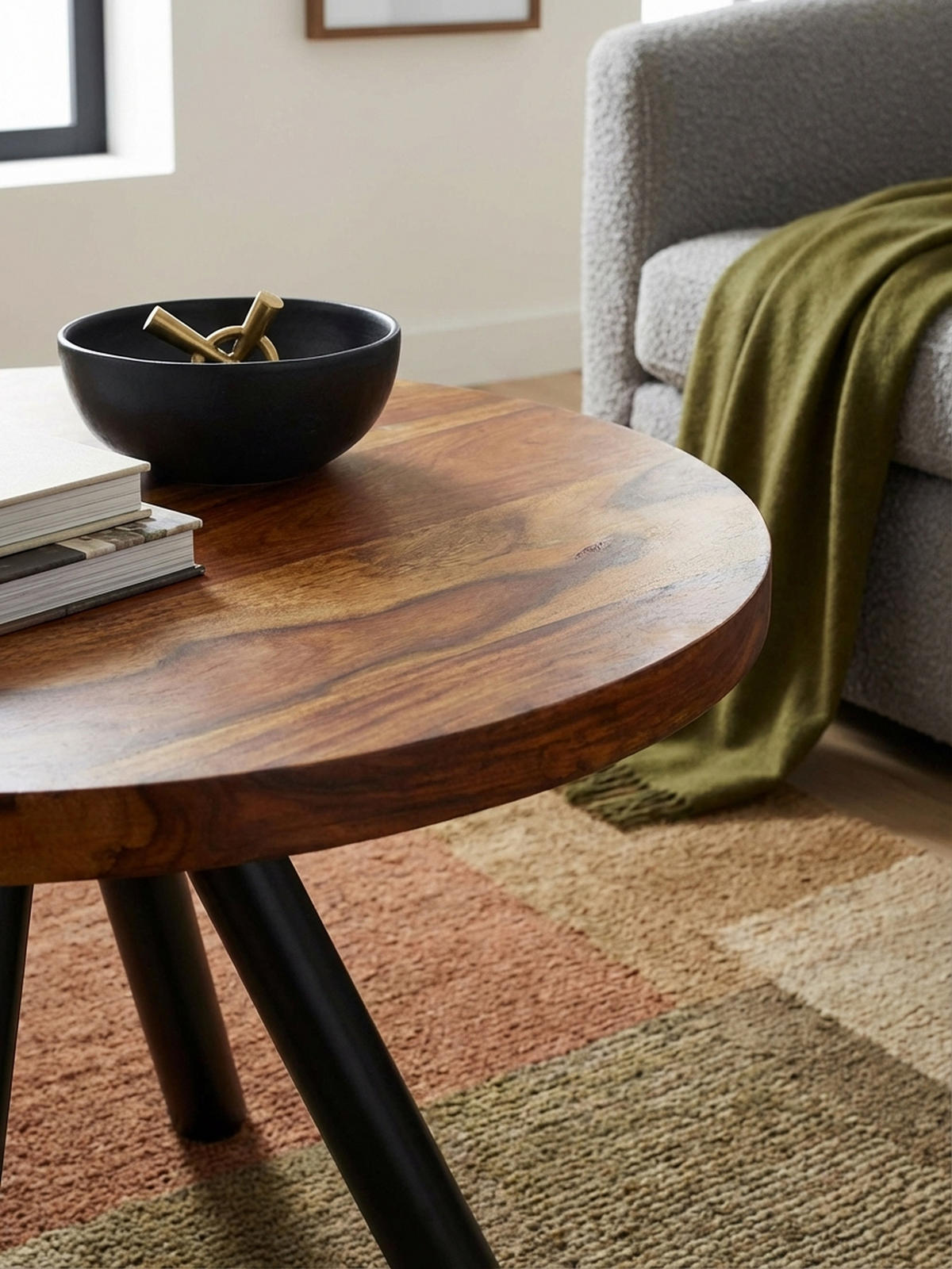 COUCHTISCH rund aus Massivholz und Metall, Handgefertigt - Schwarz/Braun, Holz/Metall (60/60/35cm) - KADIMA DESIGN