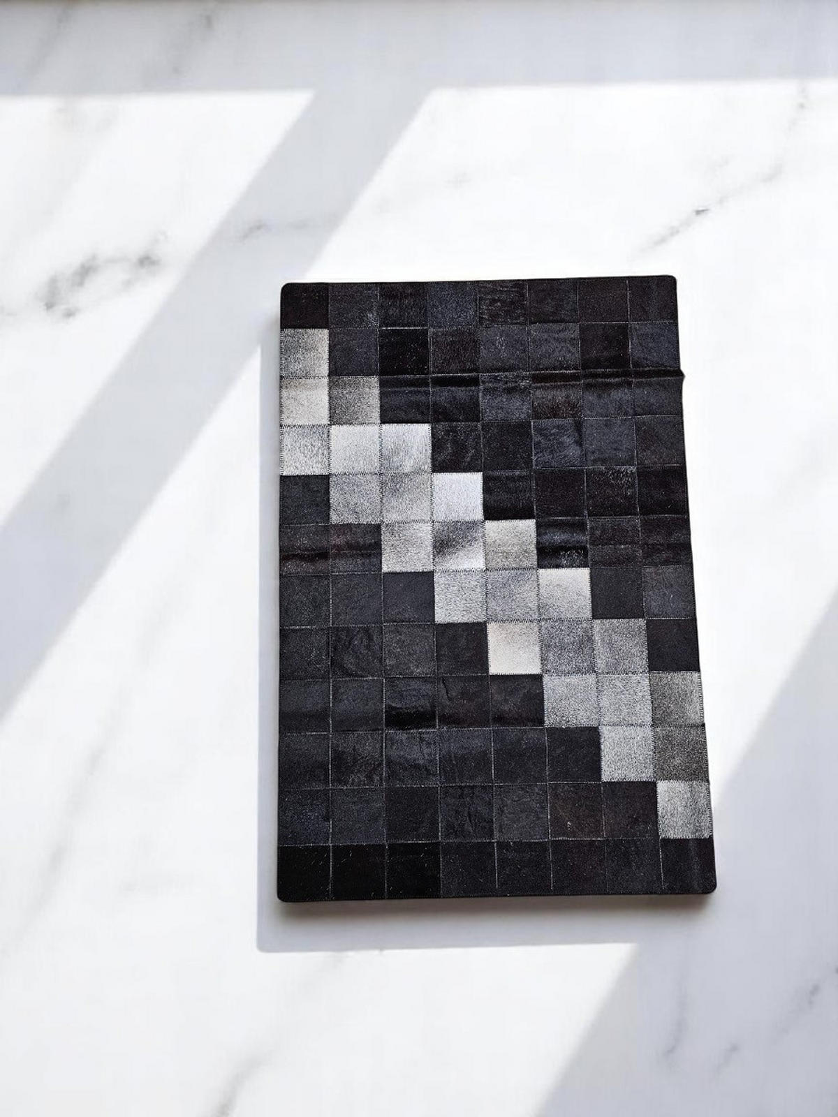 TEPPICH Patchwork Kuhfell Diagonalstreifen handgefertigt 80/120 cm - Schwarz/Grau, Fell (80/120cm) - Provellus