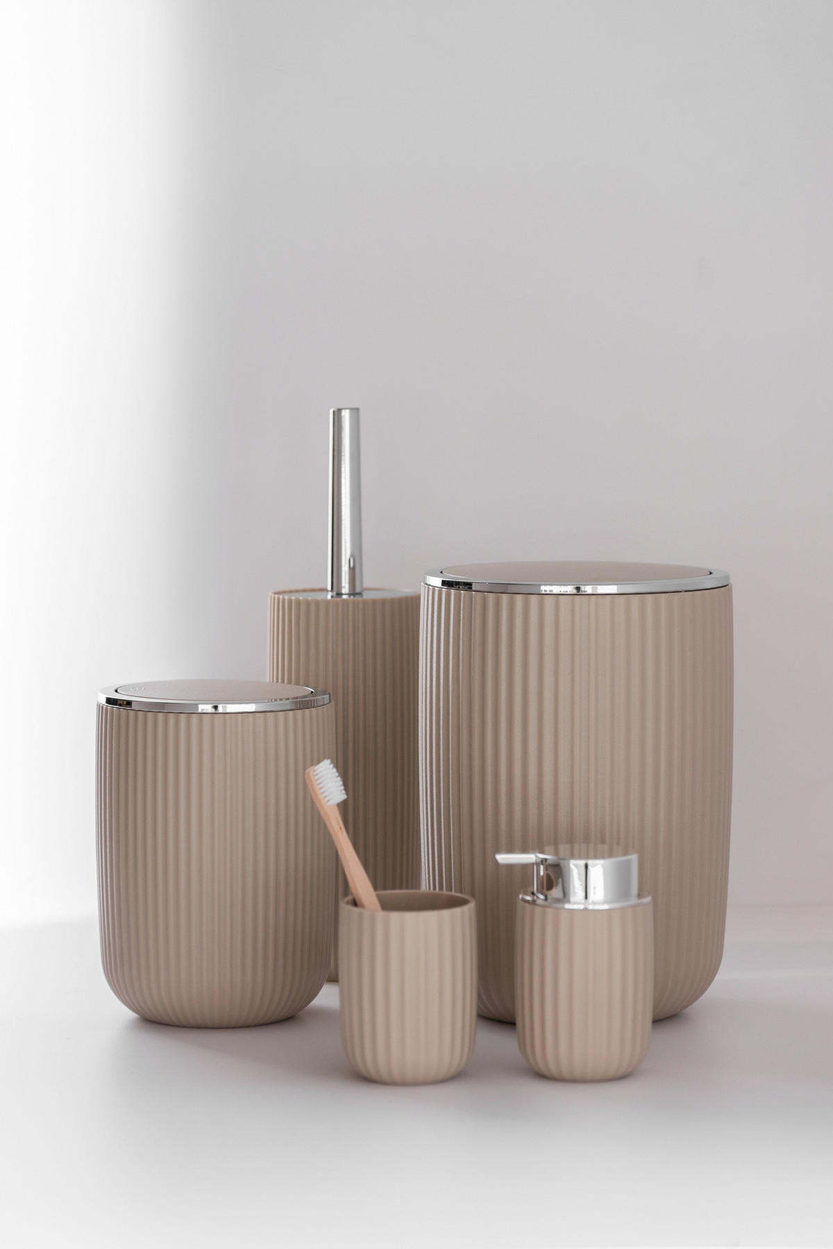SEIFENSPENDER Agropoli 9/7,5/12,5 cm - Beige, Kunststoff (7.5/12.5/9cm) - Wenko