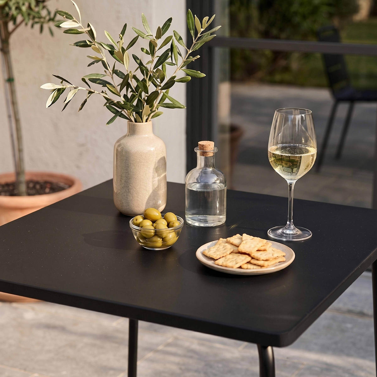 GARTENTISCH, Schwarz - Schwarz, Metall (70/70/72cm) - Oviala