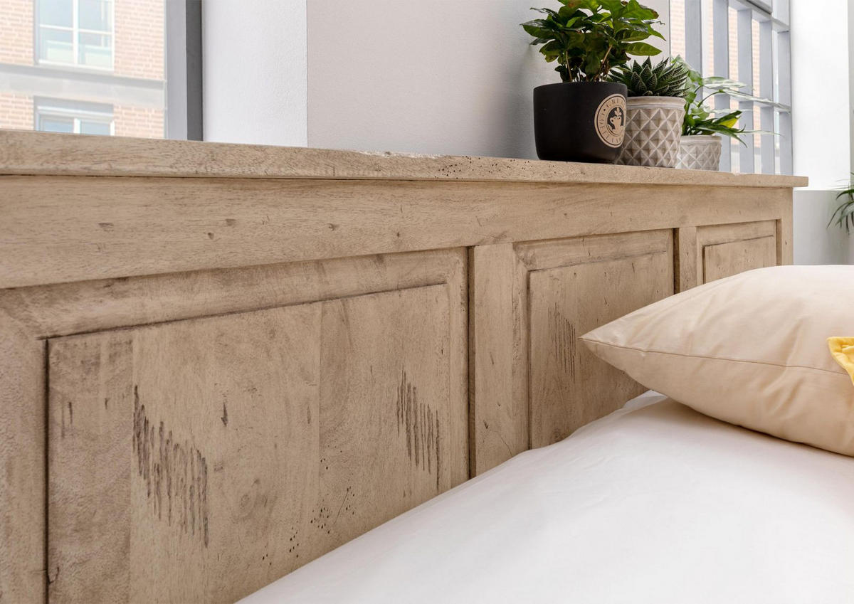 BETT Massivholz Mango 180 x 200 x 85 beige RAILWAY #342 - Beige, Holz (180/200cm) - Massivmoebel24