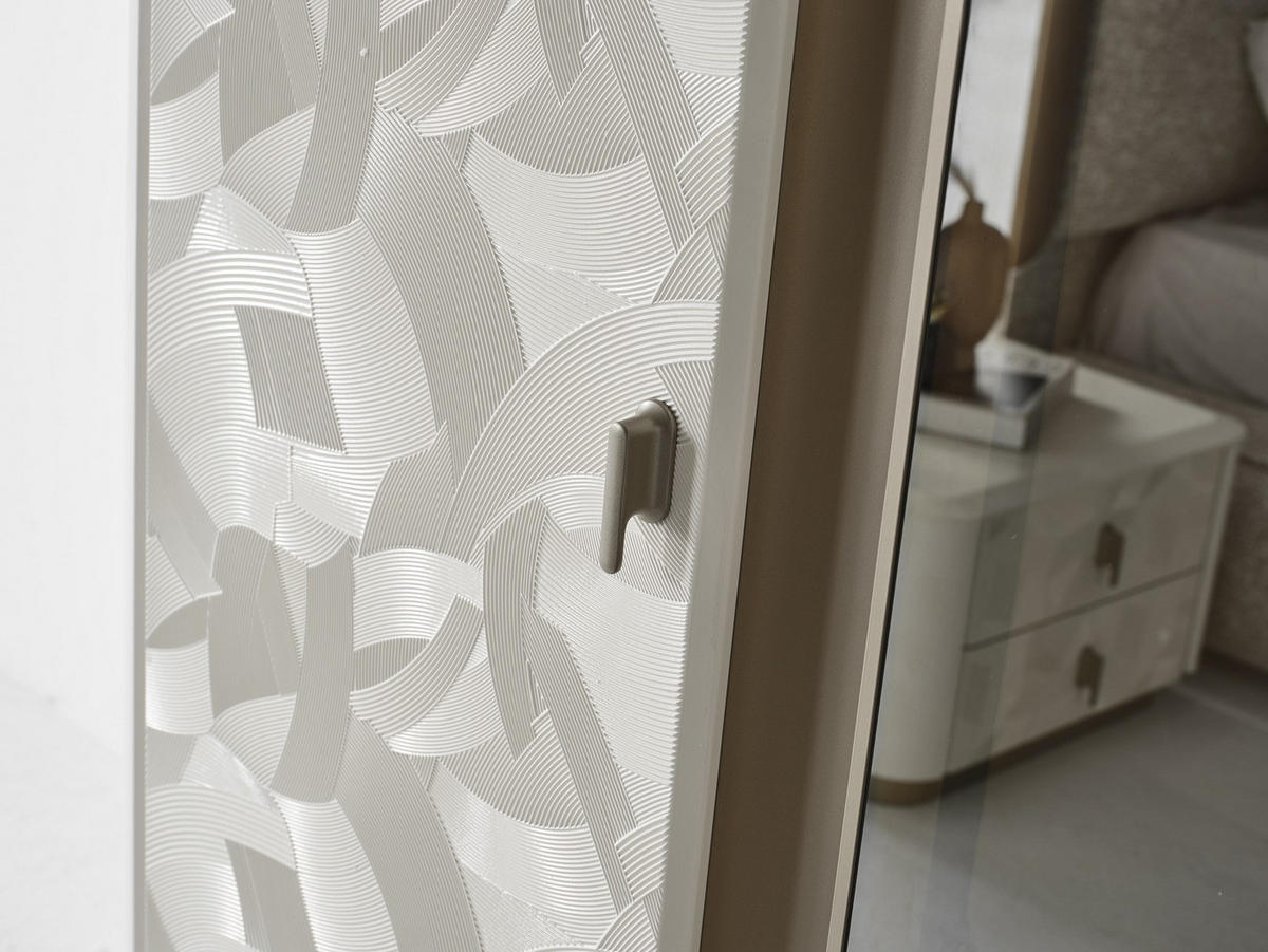 KLEIDERSCHRANK Voyage 6 trg. - Grau, Holzwerkstoff (255/218/60cm)
