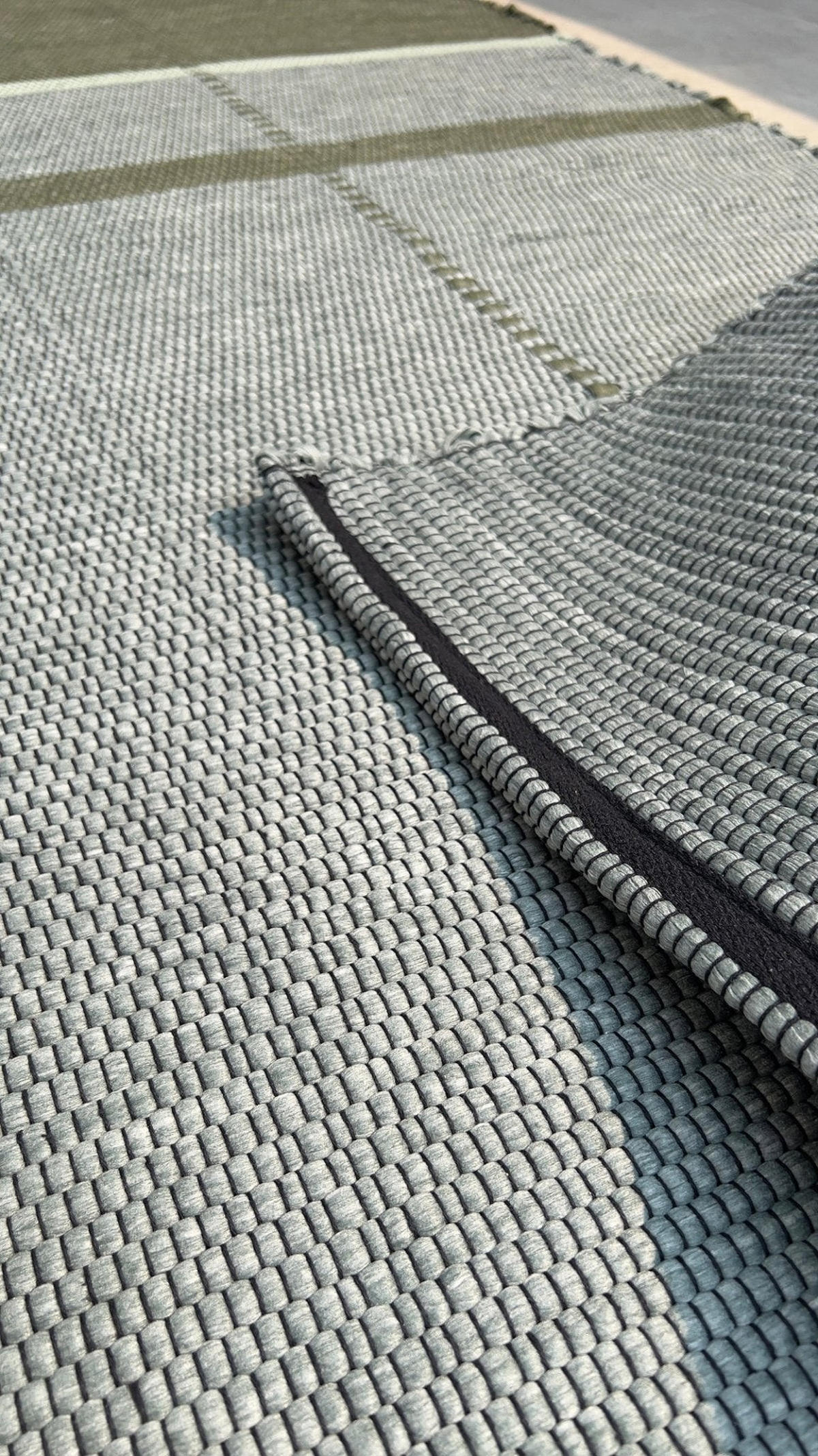 TEPPICH aus recycelten Fasern handgewebt grün - Grün, Naturmaterialien (140/200cm) - AFK Living