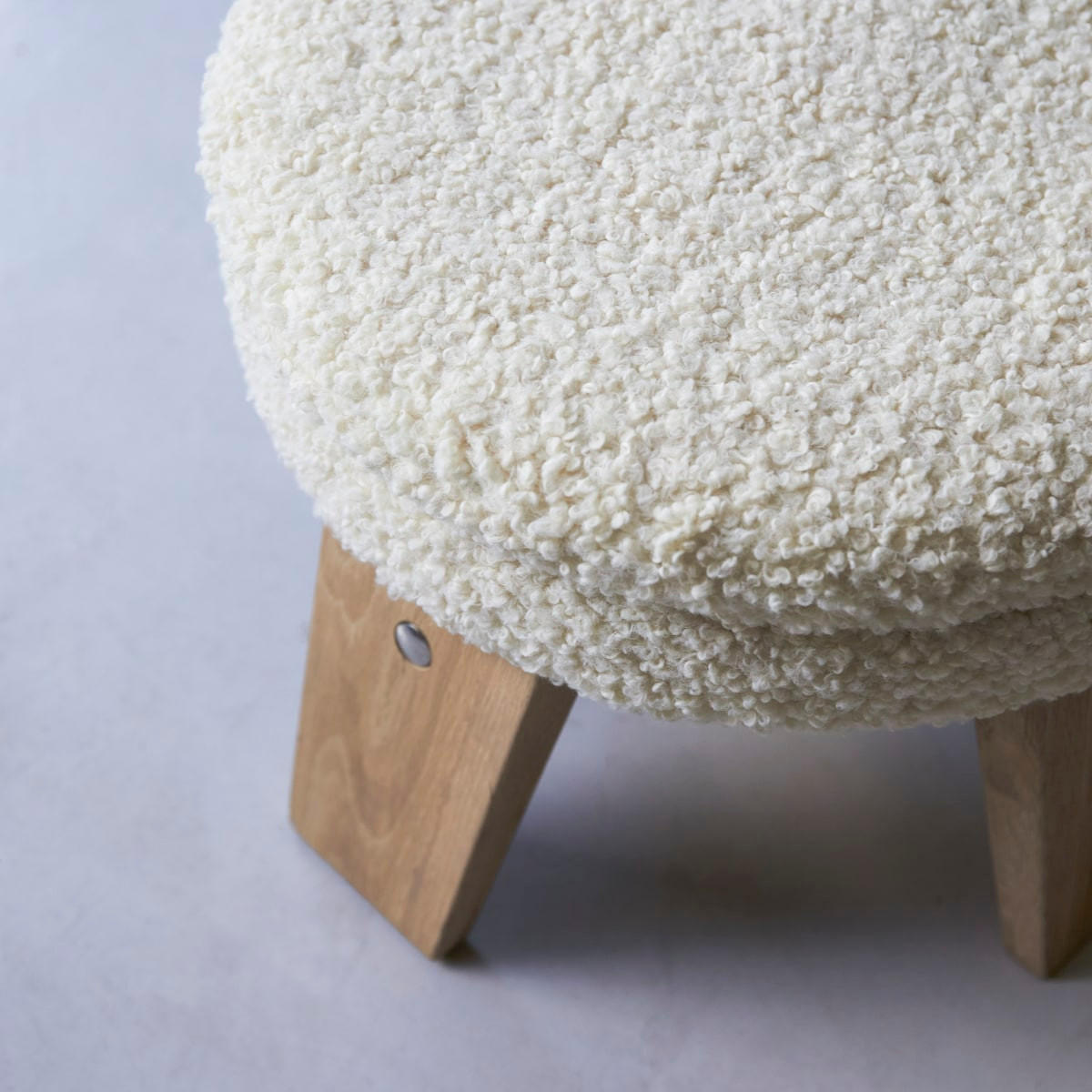 HOCKER Mattak Weiß aus Stoff - Weiß, Textil (50/40/50cm) - Tikamoon