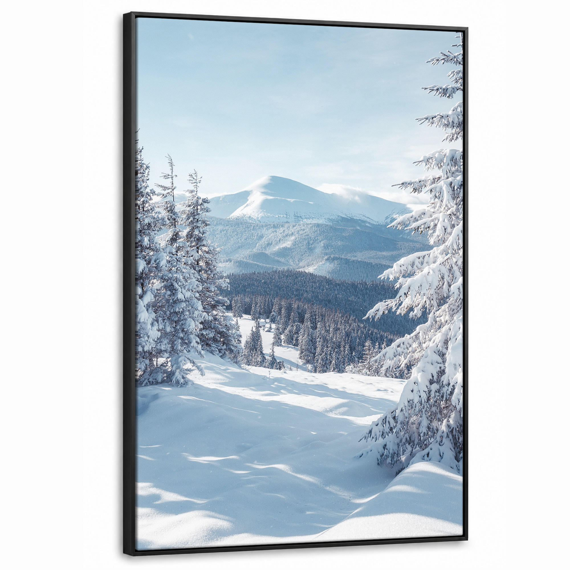 LEINWAND Bilder mit Rahmen - Winterlandschaft - Natur - Berge - Bäume - Schnee - 80x120 - Hellblau, Textil (80/120cm) - MuchoWow