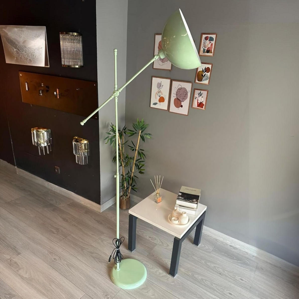 STEHLAMPE Stelan aus Metall mit E27, verstellbarer Lampenschirm - Mintgrün, Metall (37/37/171cm) - Bamyum