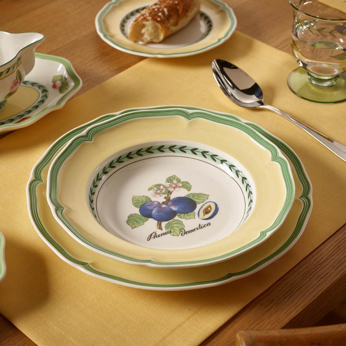 SUPPENTELLER French Garden Valence bunt ø 22,8 cm - Multicolor, Keramik (22.8cm) - Villeroy & Boch