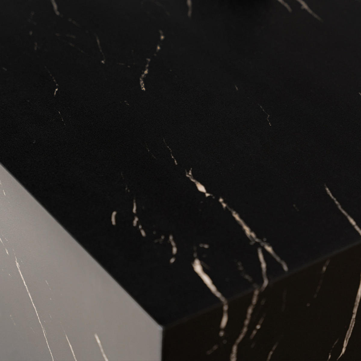 COUCHTISCH AMIRI L - Farbe: Schwarz, Größe: 95 x 40 x 50 cm - Schwarz, Holzwerkstoff/Textil (40/95/50cm) - Home Deluxe