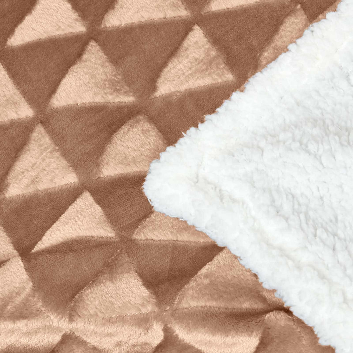 KUSCHELDECKE Sherpa 200/230 cm, Samtdecke mit Dreieckmuster - Hellbraun, Textil (200/230cm) - Homescapes