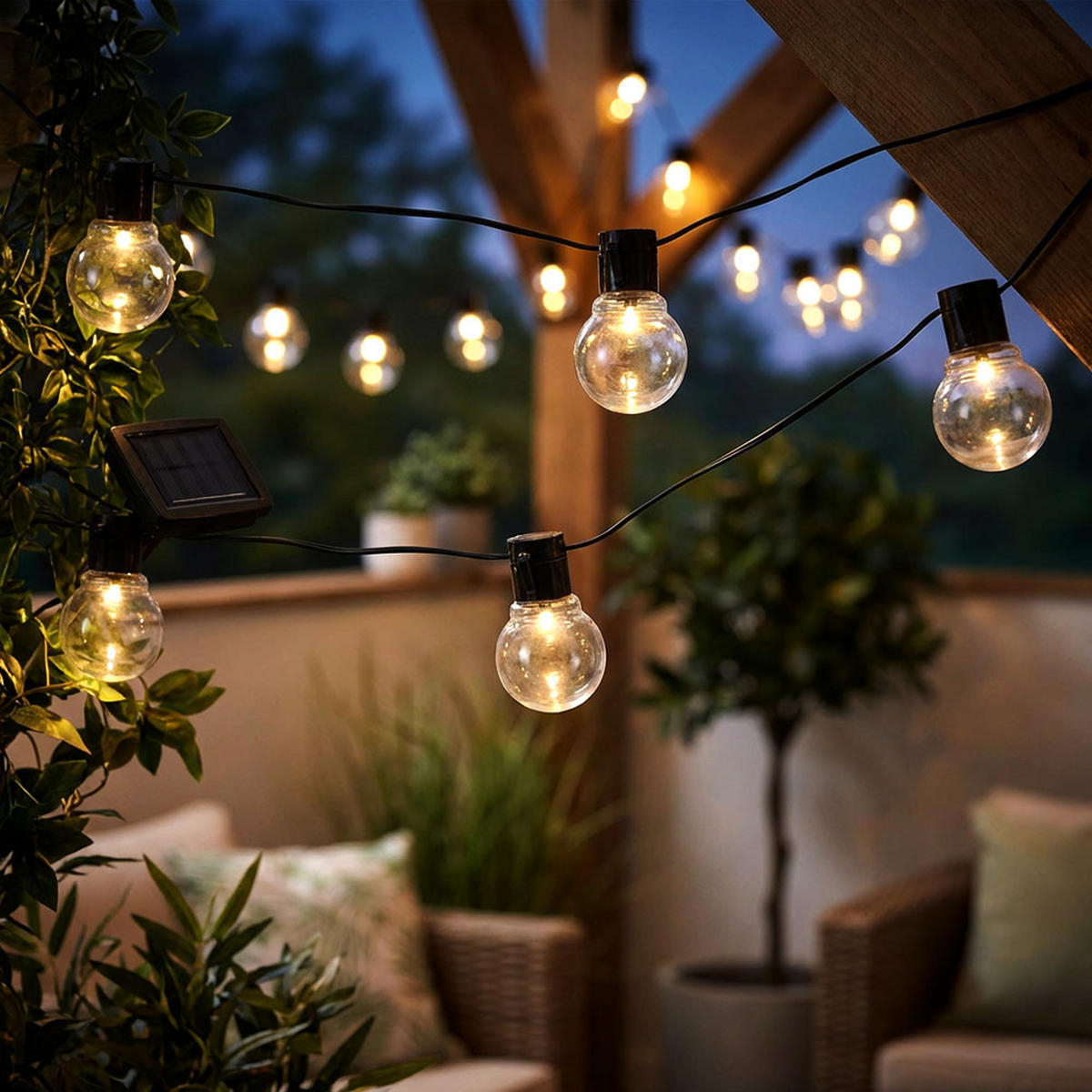 LED AUSSENLEUCHTE Solar Lichterkette Schwarz - Schwarz, Kunststoff (660/1/1cm)