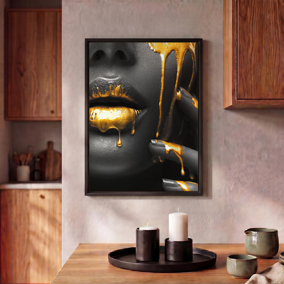 LEINWAND Bilder mit Rahmen - Frau - Schwarz - Gold - Gesicht - Lippen - 30x40 - Goldfarben, Textil (30/40cm) - MuchoWow