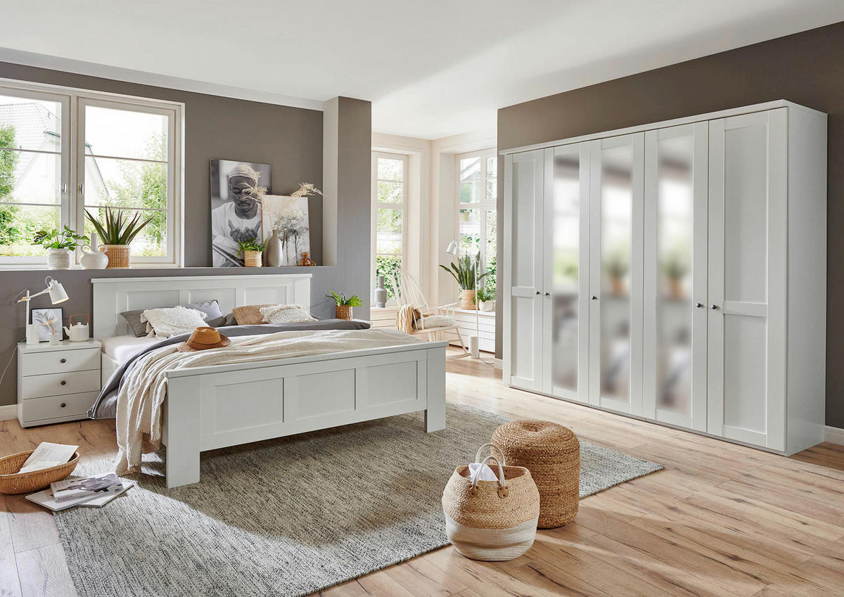 SCHLAFZIMMER Greenholm in Weiß 4 teilig mit Kleiderschrank 250cm Breite mit Spiegel, Doppelbett 180x200cm, zwei Nachttisch - Weiß, Holzwerkstoff (80/200/120cm)