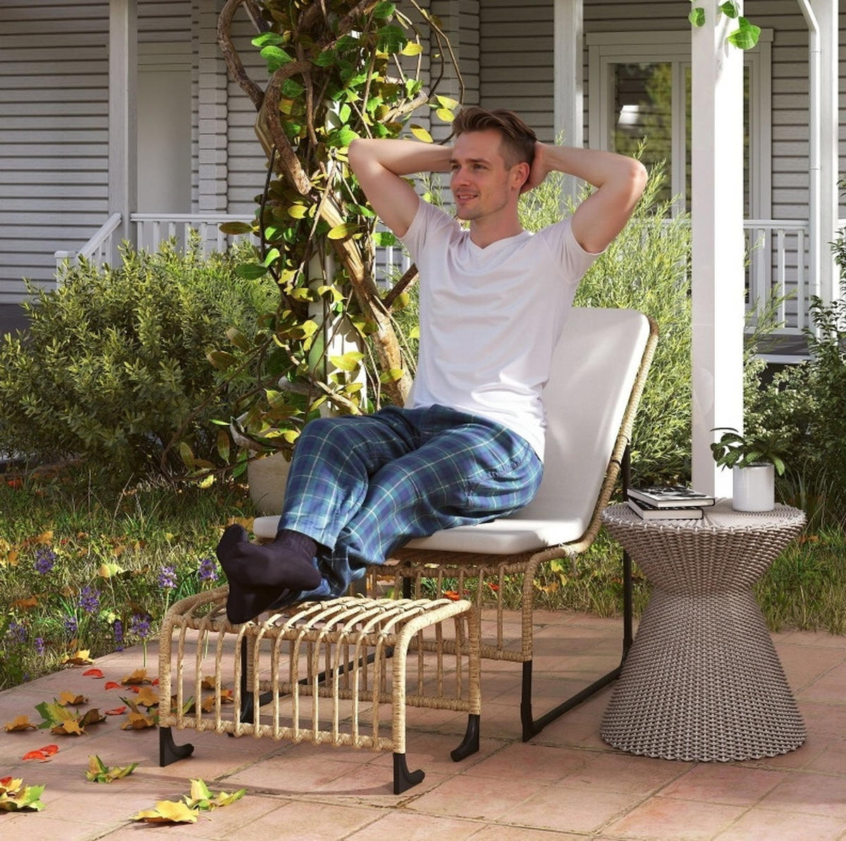 GARTENSESSEL-SET 65/93/80 cm mit Fußhocker, Kissen und UV-beständigem Rattan, Cremeweiß - Beige, Metall (65/80/96cm) - Redom