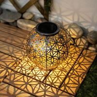LED AUSSENLEUCHTE Solarleuchte Geflecht Silber-Antik - Silberfarben, Metall (20/20/29cm) - Globo Lighting