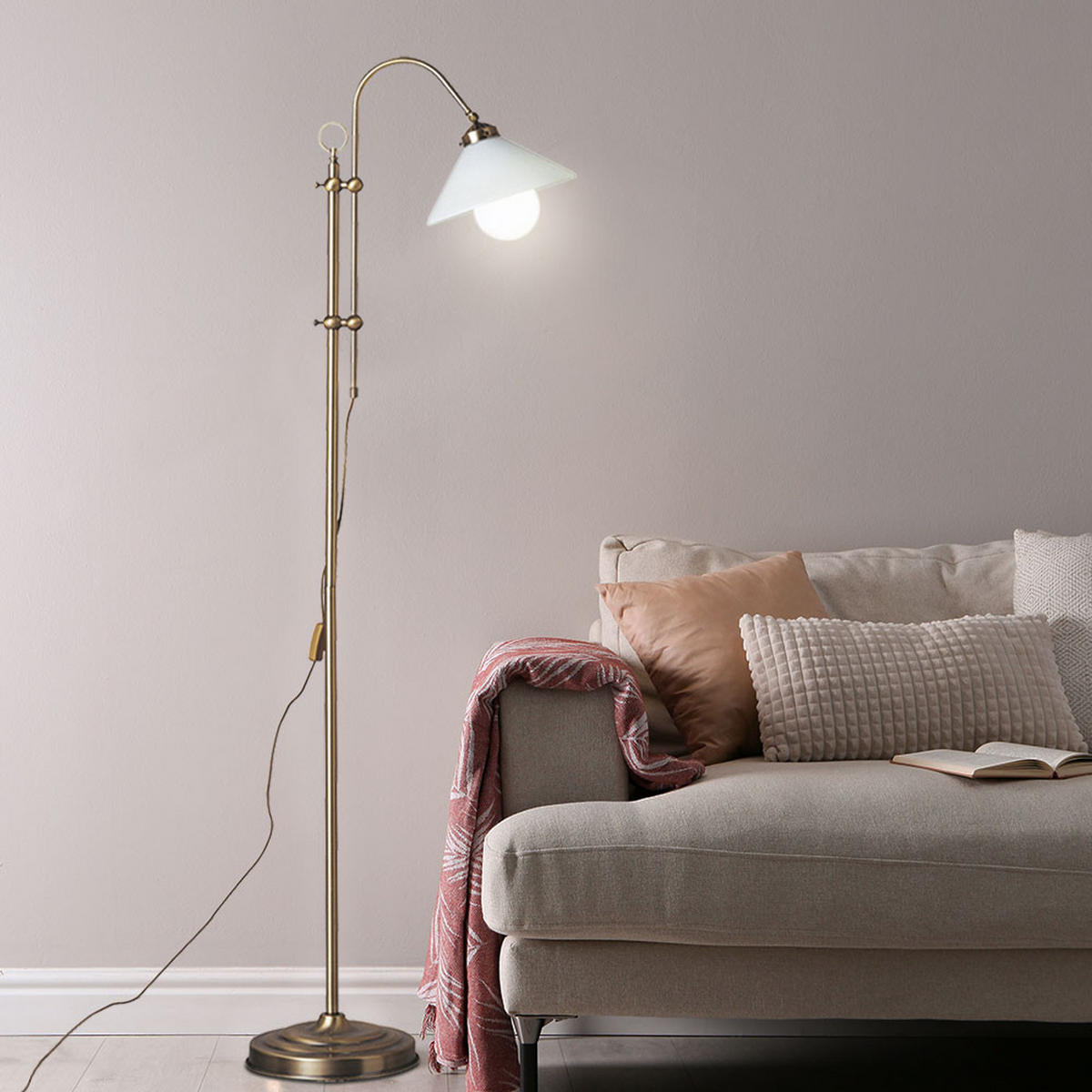LED STEHLEUCHTE Altmessing Opal - Messingfarben, Glas/Metall (47/23/170cm) - Globo Lighting
