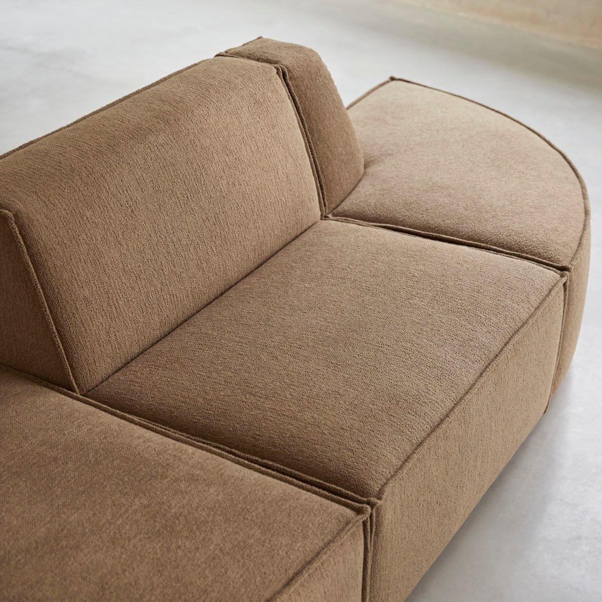 SOFA Dario Braun aus Stoff - Braun, Textil (186/75/93cm) - Tikamoon