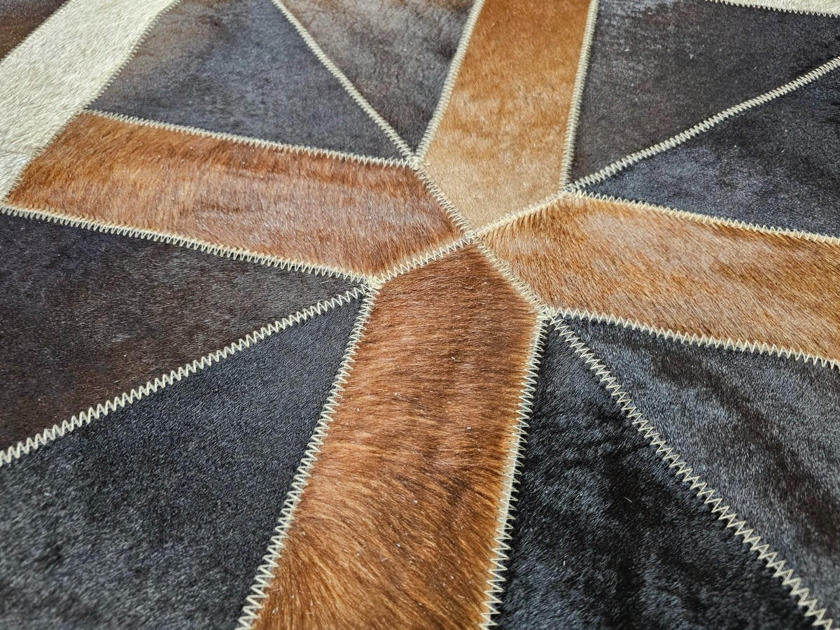 TEPPICH Patchwork Kuhfell Rautenmuster Kreuzdesign handgefertigt 200/300 cm - Schwarz/Braun, Fell (200/300cm) - Provellus