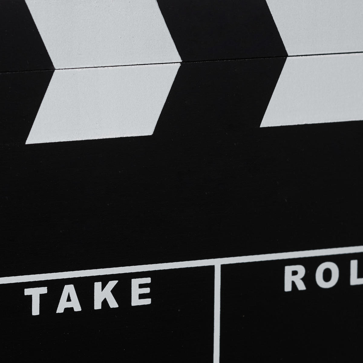 FILMKLAPPE - Schwarz, Holzwerkstoff (30/26/1.5cm) - Relaxdays