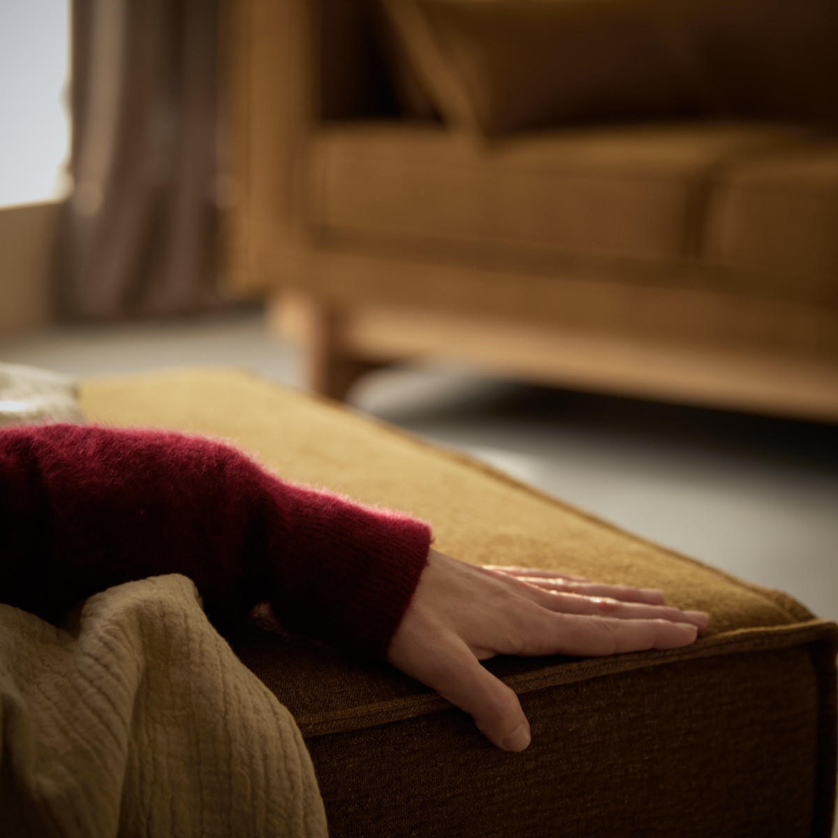 SOFA Miu Senfgelb aus Stoff - Dunkelgelb, Textil (223/46/90cm) - Tikamoon