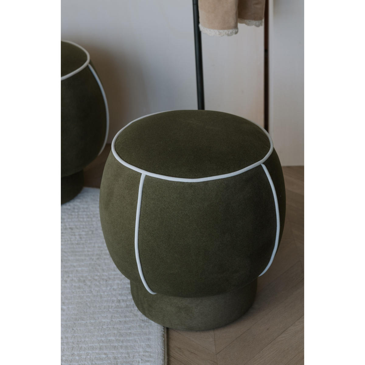 SITZHOCKER Marina Hocker Grün - Grün, Kunststoff (45/48/45cm) - Housecraft Living