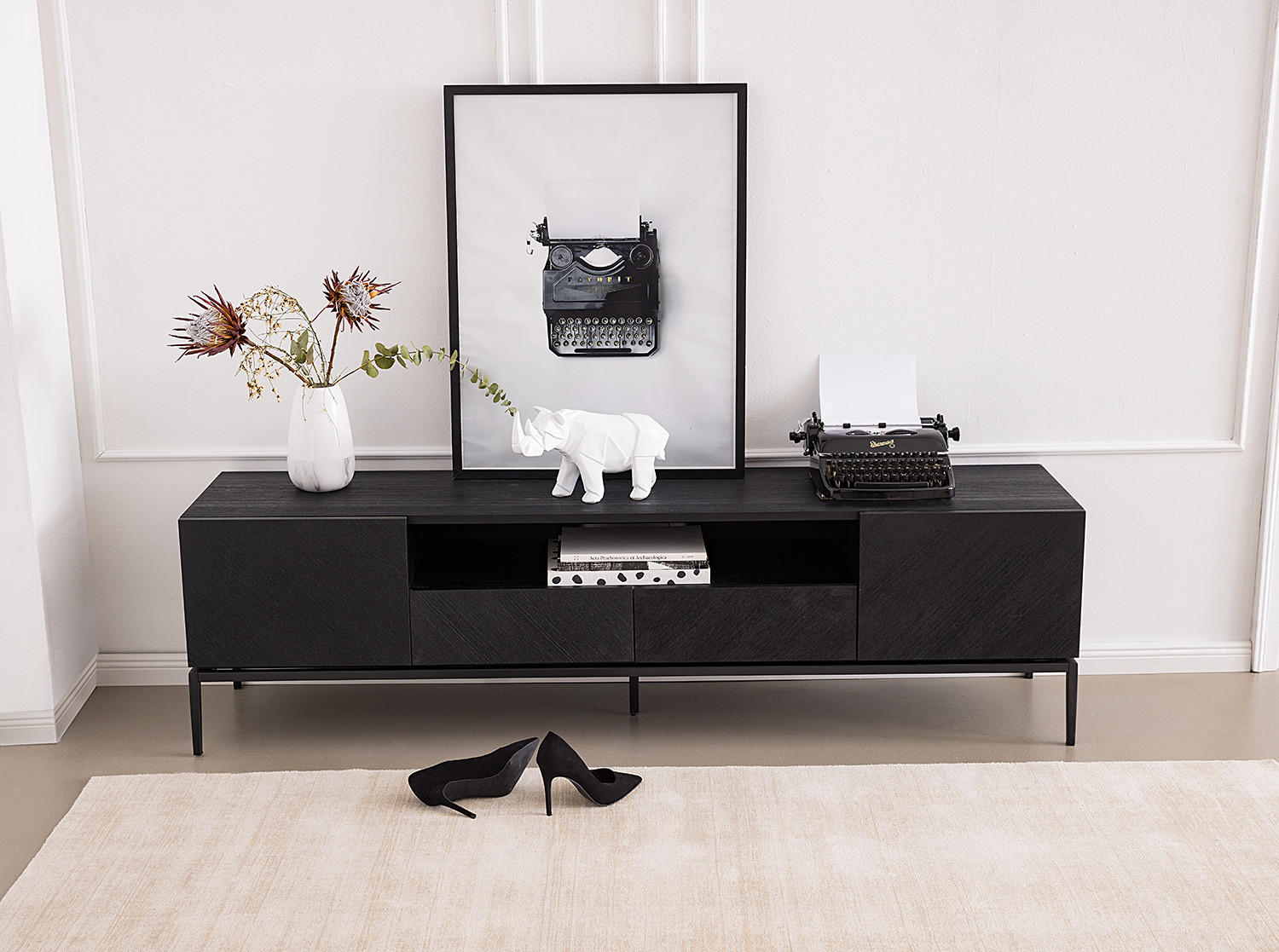 TV-LOWBOARD mit Schubladen - Schwarz, Holzwerkstoff (180/50/40cm) - home24