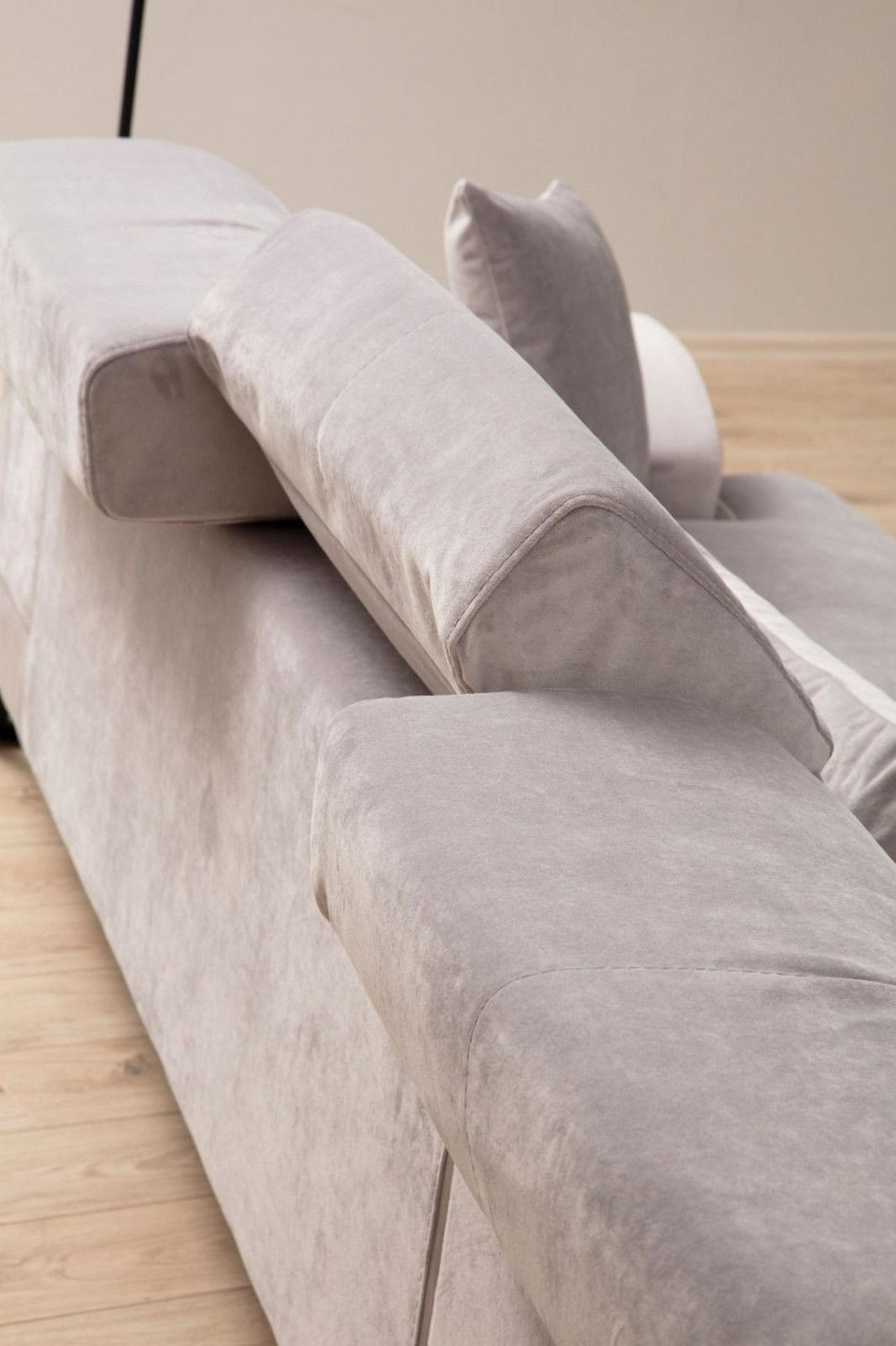 ECKSOFA mit verstellbarer Rückenlehne - Hellgrau/Schwarz, Holz/Textil (304/190cm) - myHomelando