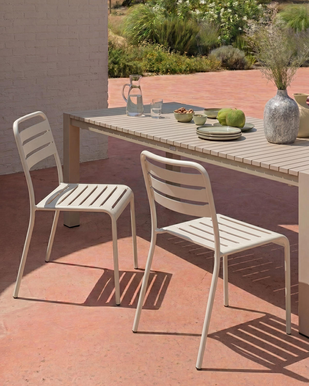GARTENSTUHL 2er-Set Metall Hellbeige Lefkada - Beige, Metall (38/80/54cm) - Beliani