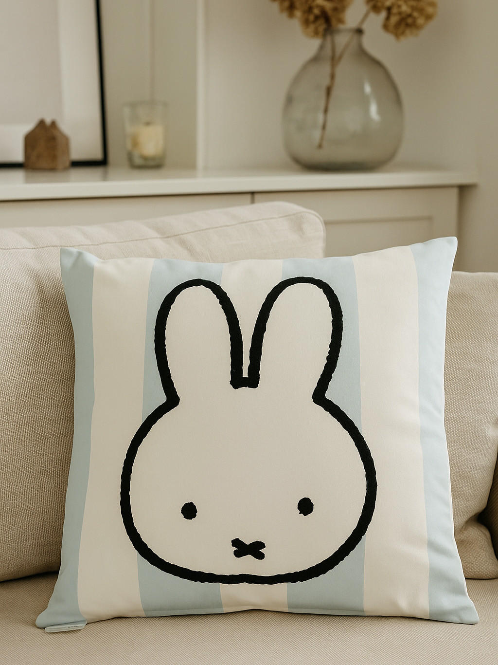 KINDERKISSEN Miffy Hase Weiß/Blau 40 x 40 cm - Multicolor, Textil (40/40cm) - United Labels