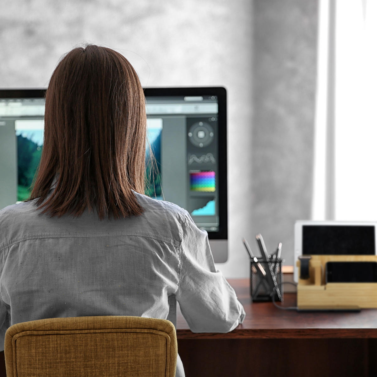 LADESTATION - Hellbraun, Holz (15/21.5/15cm) - Relaxdays