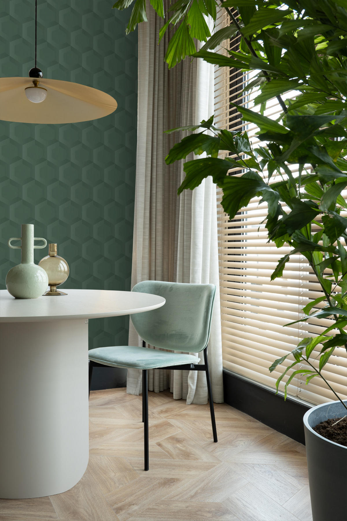 TAPETE 3D Wabenmuster 53 cm x 10.05 m - Grün, Papier (53/1000cm) - Origin Wallcoverings