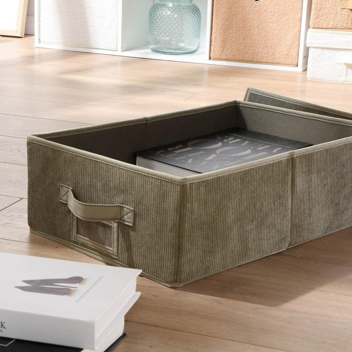 AUFBEWAHRUNGSBOX mit deckel aus kordstoff in khaki - 31,5/48/15 cm - Grün, Textil (31.5/48/15cm) - Calicosy