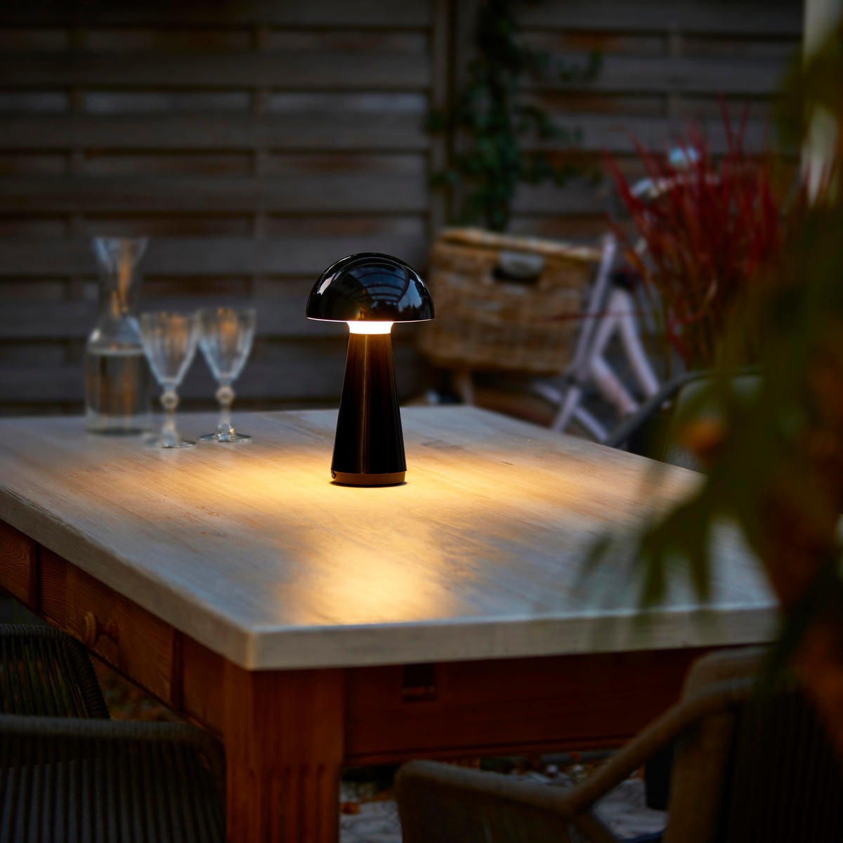 LED-AKKU-TISCHLEUCHTE - dimmbar mit Touch-Sensor für Innen und Außen in Schwarz - Schwarz, Kunststoff (16/16/28.5cm) - Northpoint