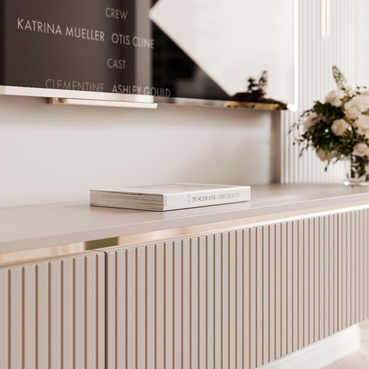 GERIFFELTER TV-Schrank SELIA 200 cm auf Füßen, Kaschmir mit goldener Zierleiste und LED-Beleuchtung - Kaschmir, Holzwerkstoff (200/42/35cm) - Idohome