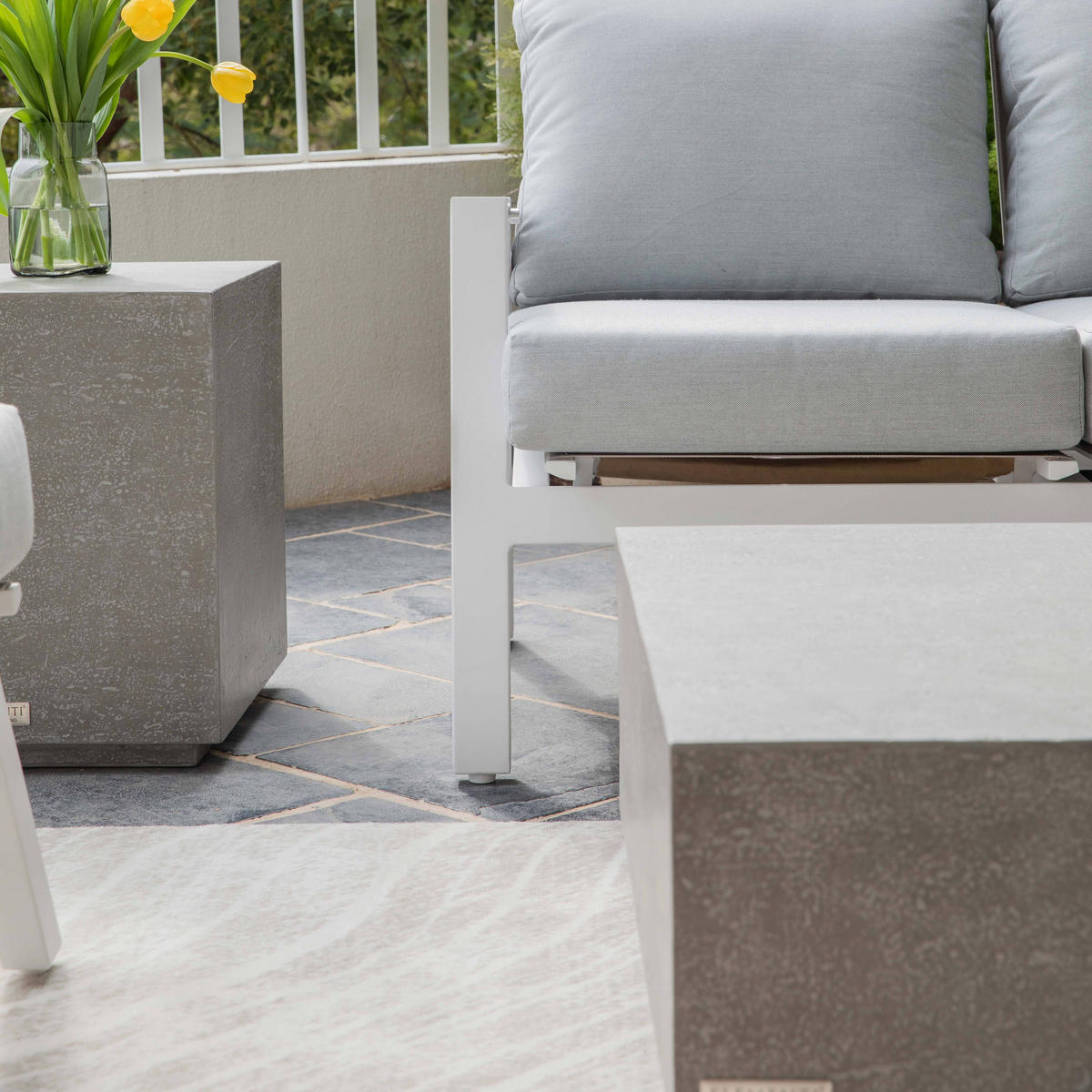 COUCHTISCH TEVERE aus GF-Beton Rechteck, Wetterbeständig, 153x77x36 cm - Grau, Naturmaterialien (153/77/36cm) - Elementi