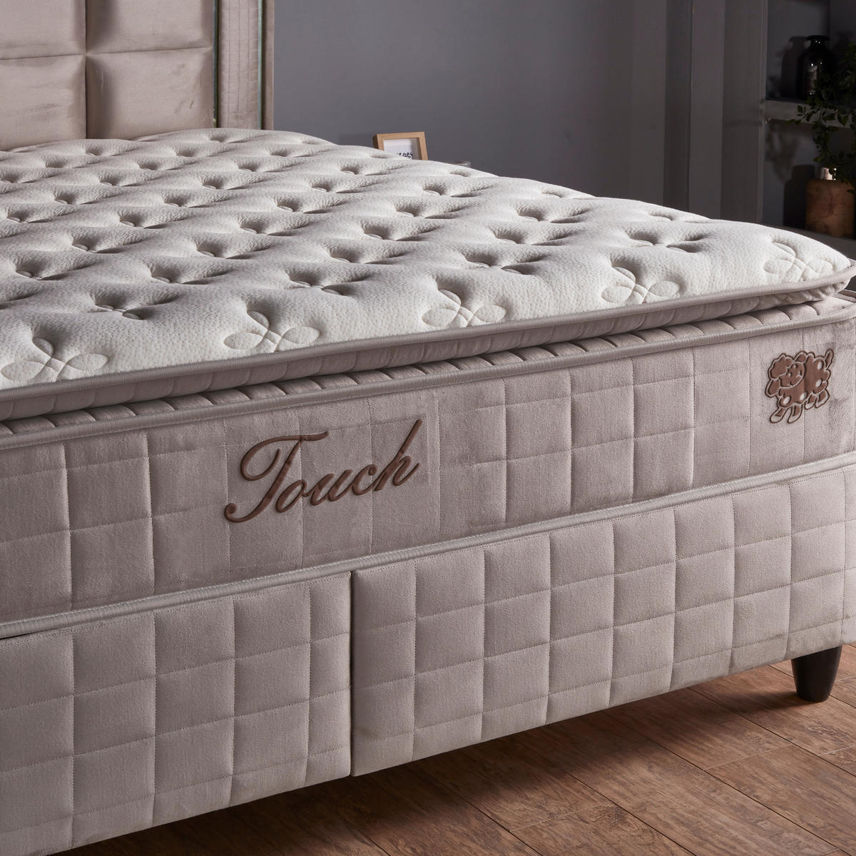 BOXBETT Wooltouch Bett mit Matratze 140x200 - Beige, Holz (140/200cm)