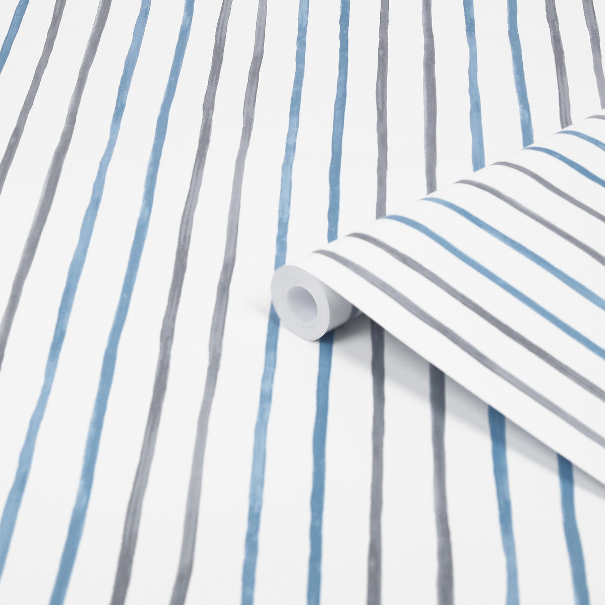 VLIESTAPETE Painterly Stripe | Blau Weiß | Streifen | 10mx52cm - Blau, Papier/Kunststoff (52/1000cm) - Graham & Brown