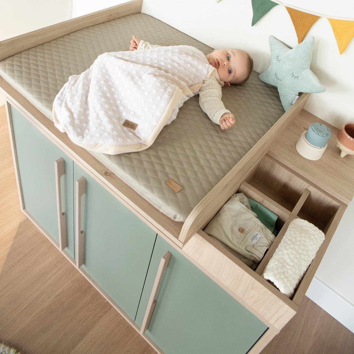 BABYZIMMER Selva 2-teilig - Grün, Holz (1/1/1cm) - Roba