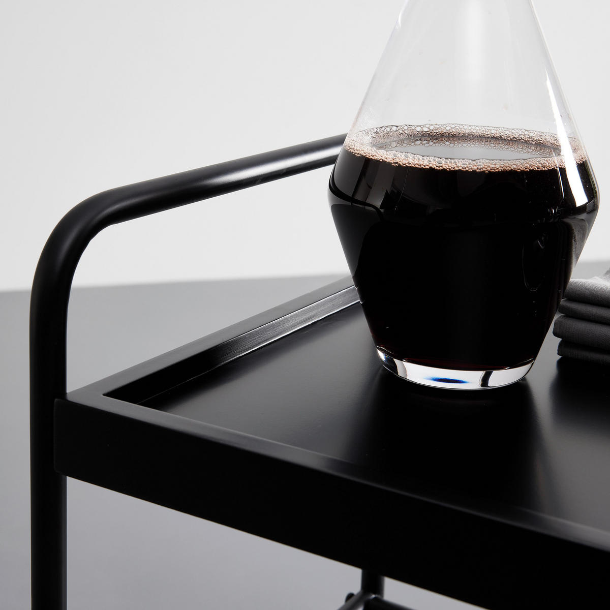 ROLLWAGEN Giorgia Eichefarben/ Schwarz Echtholz/MDF - Schwarz, Holz (70/79/34cm) - Bessagi Home