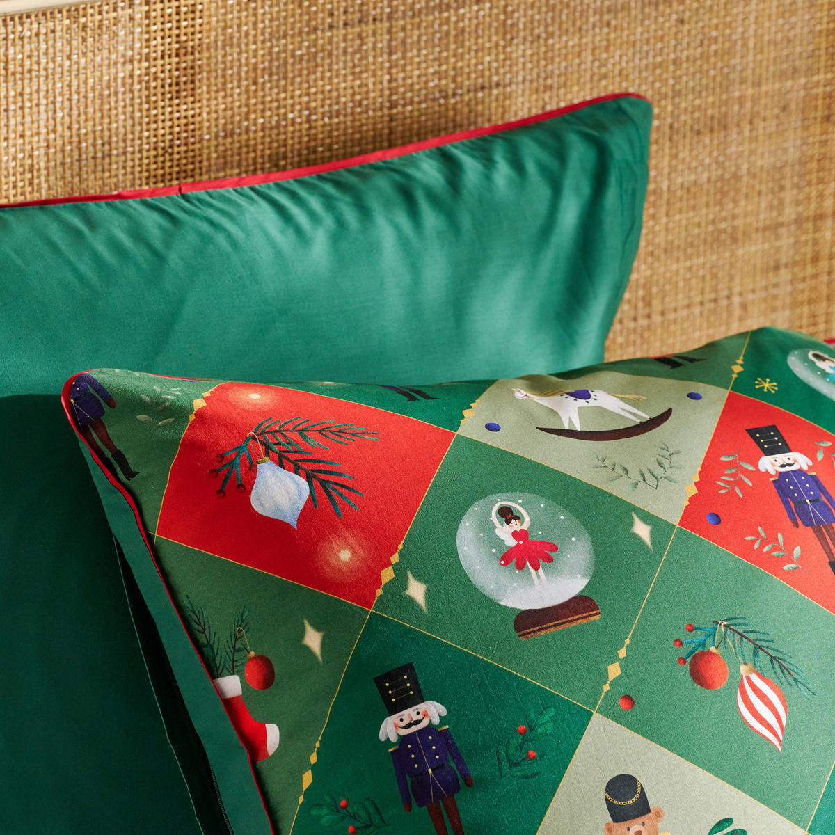 BETTWÄSCHE Baumwoll NUTPATCHER, 160x200 cm, Grün, Winter Weihnachten Bettbezug, Weihnachtsdeko, Christmas, Weihnachtsmotiv - Grün, Textil (160/200cm) - home&you