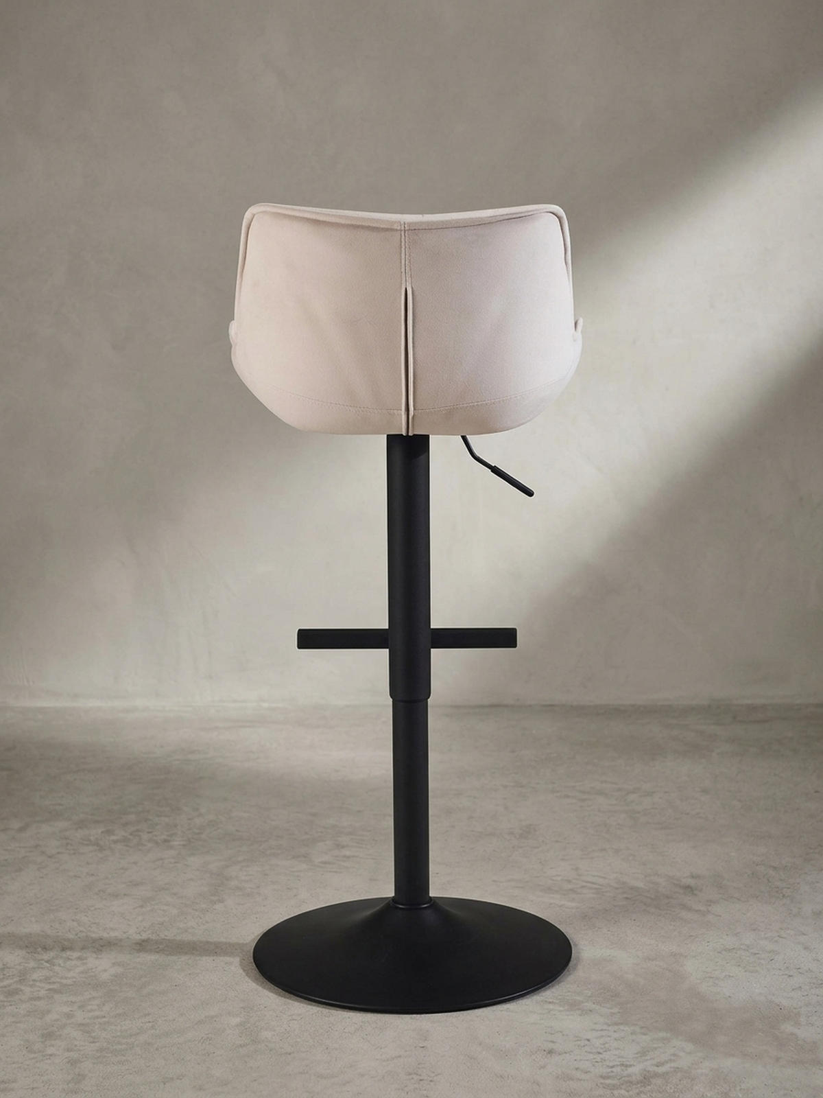 BARHOCKER Samt Lehne Höhenverstellbar Trompetenfuß Gepolstert, Beige 45x55x106 cm - Beige/Schwarz, Textil/Metall (45/106/55cm) - KADIMA DESIGN